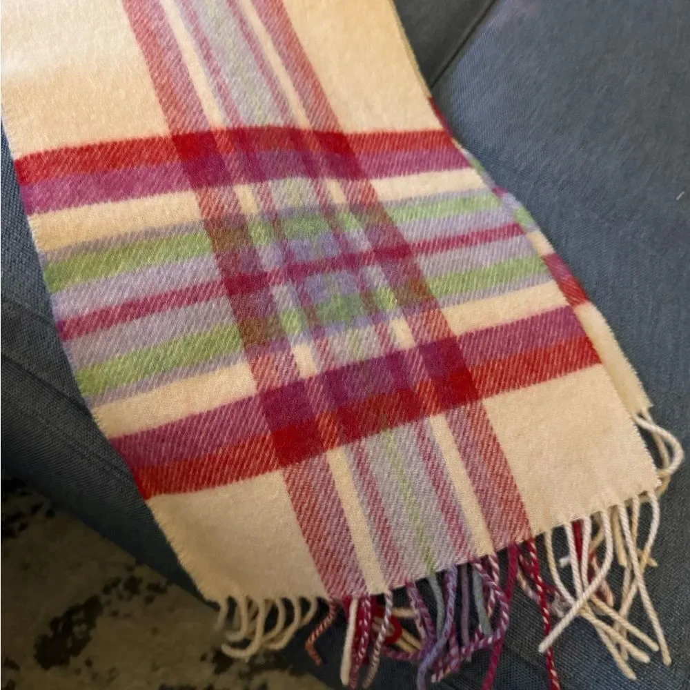 Aran Sweater Market Lambs Wool Woven Plaid Scarf with Fringe. Unisex.